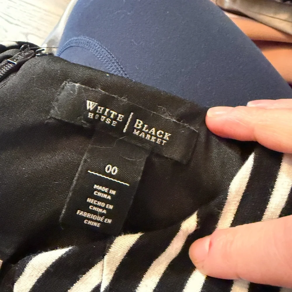 White House Black Market Black and White Chevron Dress - Picture 3 of 5